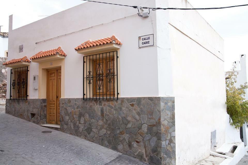 Vivienda Rural El Mirador De Enix Βίλα Εξωτερικό φωτογραφία